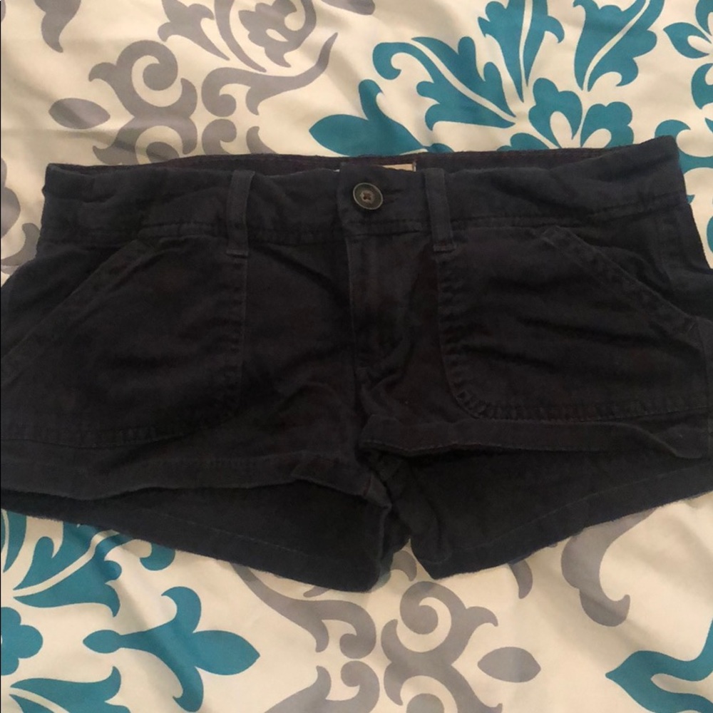 navy blue low rise shorts